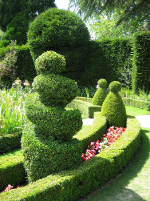 Sculptors Garden - Garden Art